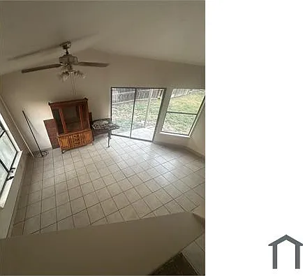 3 bed, 1000 sqft, $1,400 — Photo 2