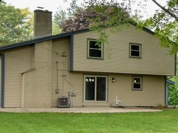 6548 South 122nd STREET, Franklin, WI 53132