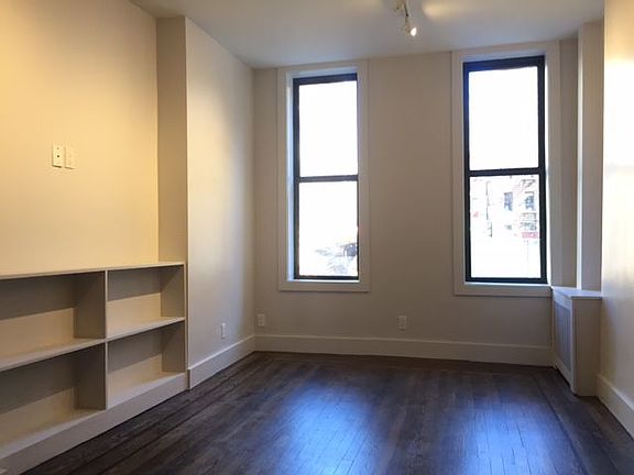 3rd image of 324 E 61st St APT 1FE
