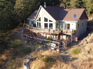 499 Rattlesnake Rd, Husum, WA 98623