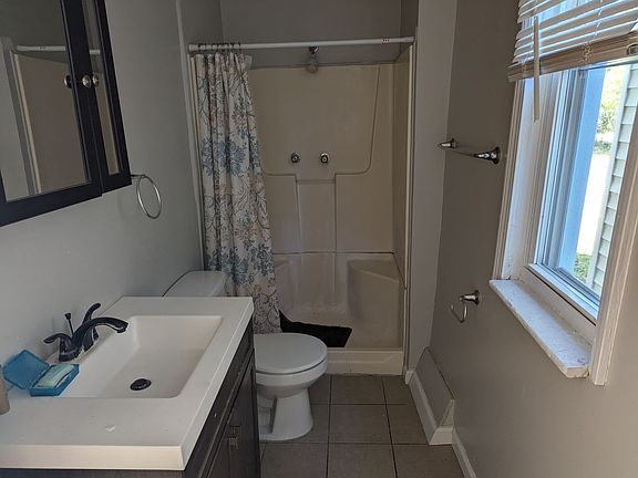 5th image of 1527 Ogden Ave Floor 1