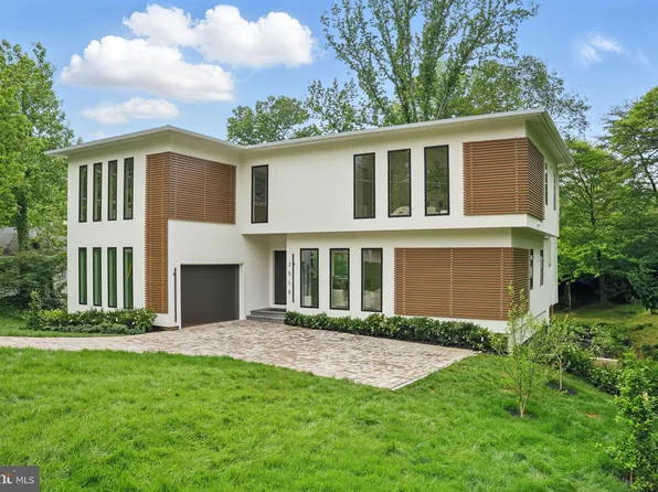 3518 Pinetree Ter, Falls Church, VA 22041