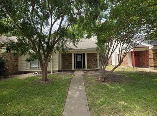 713 Denmark Dr, Mesquite, TX 75149
