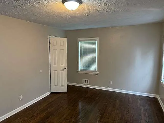 1307 Lorenzo Dr SW #A — Photo 6