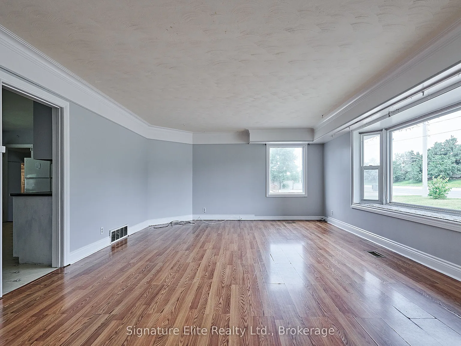 3 bed, $2,850 — Photo 3