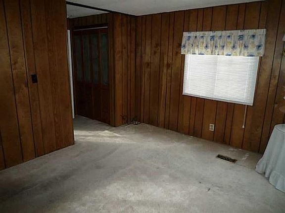 3rd image of 501 Greenwood St