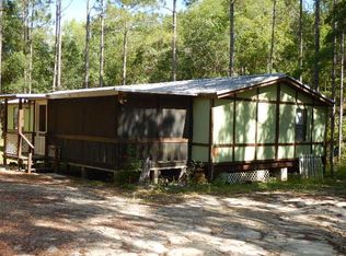 214 Webb Ln NE, Steinhatchee, FL 32359