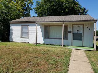 746 N 16th St, Enid, OK 73701