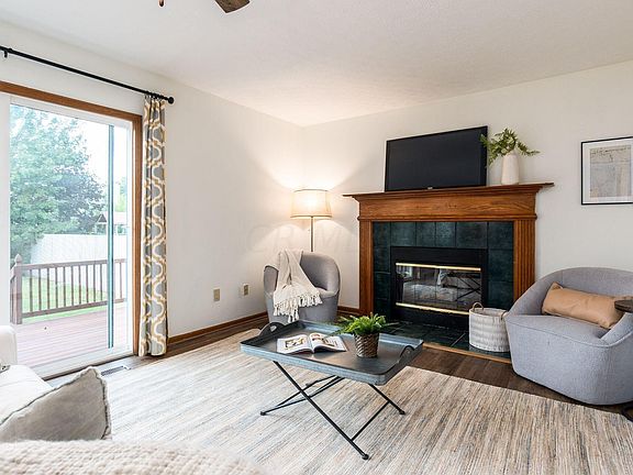 4th image of 2379 Mills Fall Dr