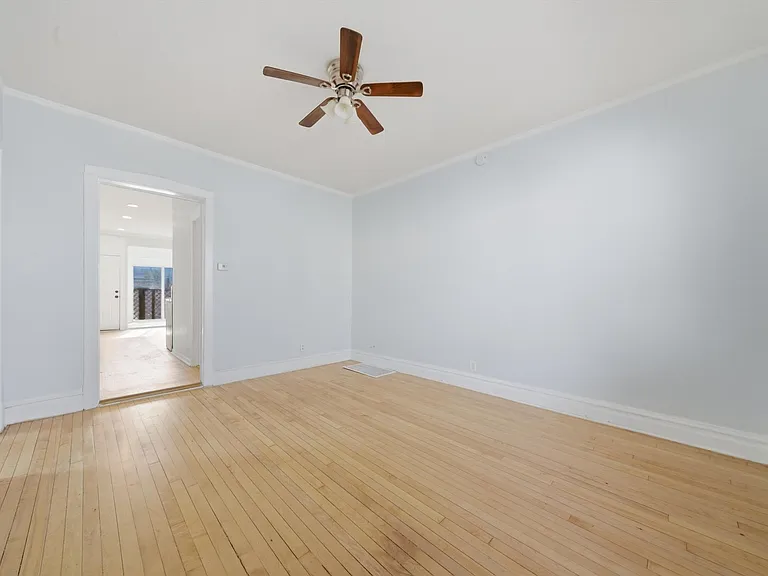 3311 N Kostner Ave #1 — Photo 10