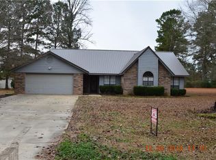 154 Sharon Ln, Broken Bow, OK 74728
