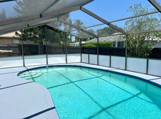 425 Thomas St, Sebastian, FL 32958