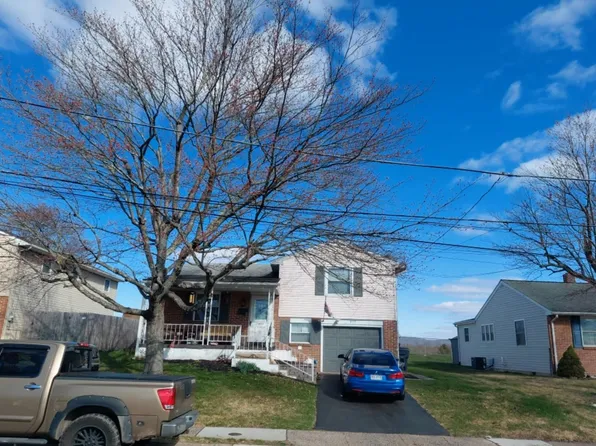 977 Von Steuben Dr, Stowe, PA 19464