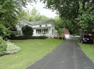 3717 Daniels Rd, Ransomville, NY 14131