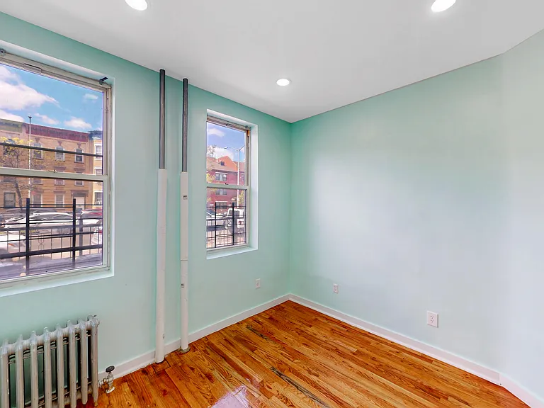 1570 Eastern Pkwy #1 — Photo 13