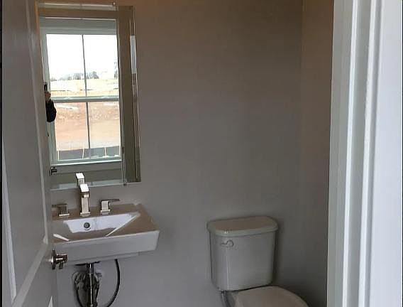5th image of 43427 Robey Sq Floor 1