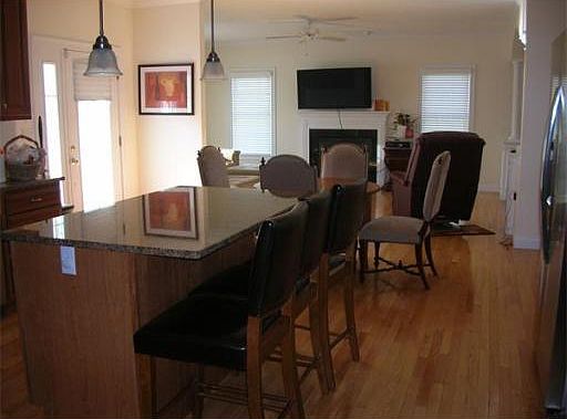 5th image of 67 Fairfield Cir