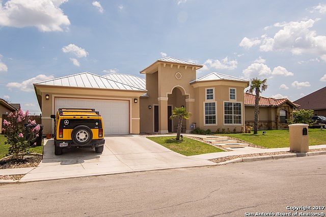 1st image of 1722 Barrett Palms