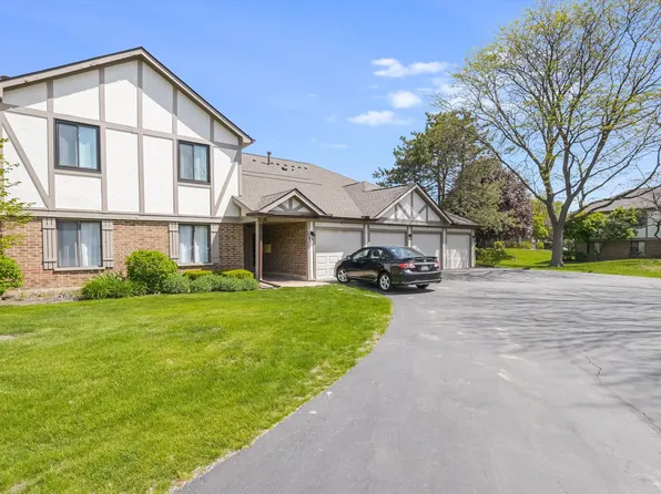 1010 E Kevin Ct Unit 1804, Palatine, IL 60074