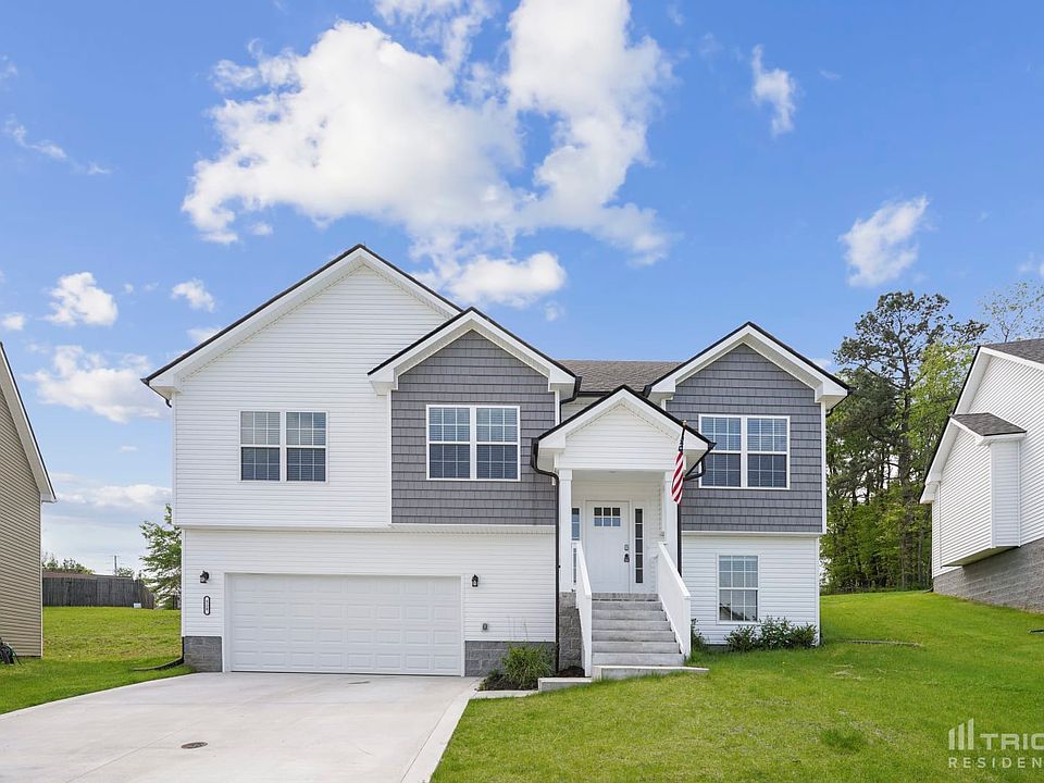 1st image of 528 Woodtrace Dr