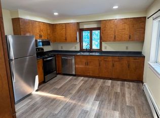 19 Central Sq #B, Troy, NH 03465