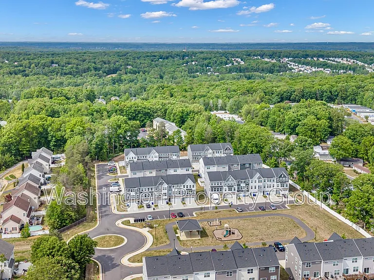 4013 Singerville Ct — Photo 9