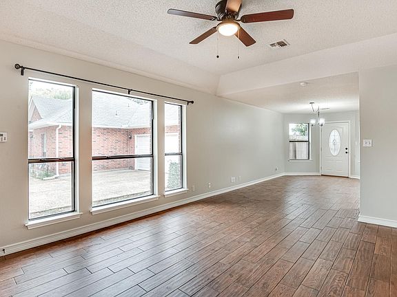 5th image of 6475 Brookway Dr