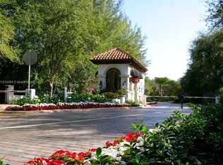 41 Arvida Pkwy, Coral Gables, FL 33156