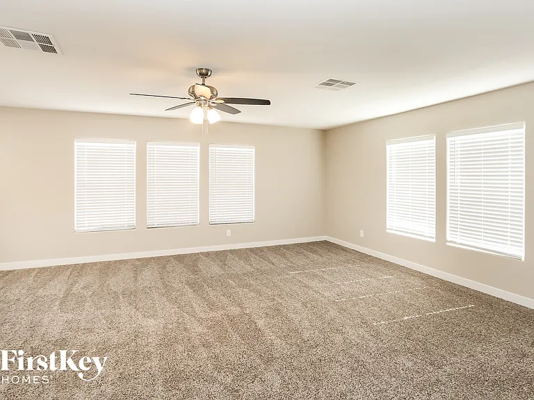 3336 Palatine Hills Ave — Photo 2
