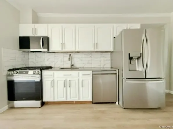 621 2nd St, Mamaroneck, NY 10543