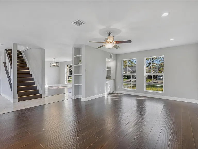 3642 Aldergrove Dr — Photo 1