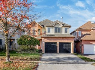 135 Cardinal St, Barrie, ON L4M6G2