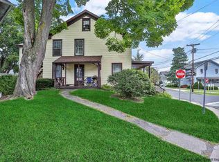 2 Church St, Highland, NY 12528