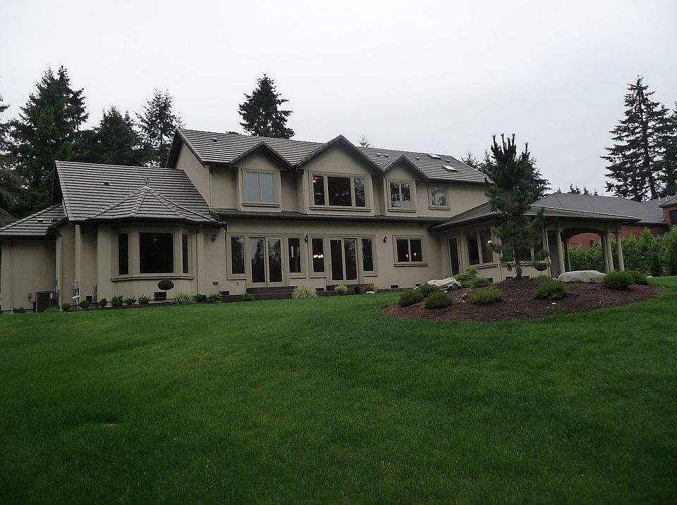 2nd image of 2840 134th Ave NE