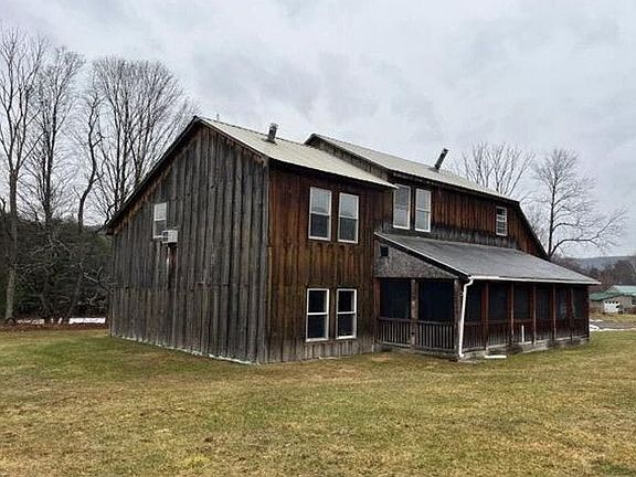 2nd image of 525 Edson Rd