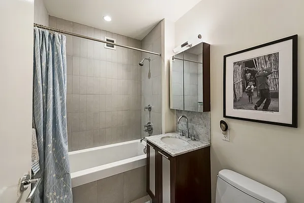 Sold by Nest Seekers International | media 8