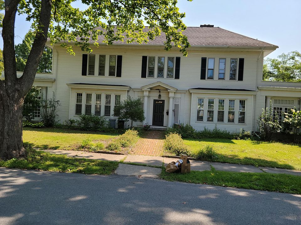 1st image of 181 Bartlett Ave