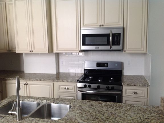 3rd image of 3216-18 Dryades St
