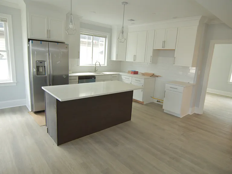 100 Brooks St — Photo 1
