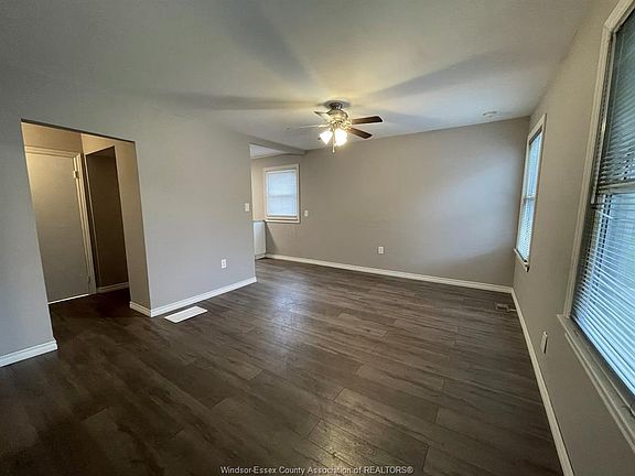 2nd image of 1825 Aubin Rd