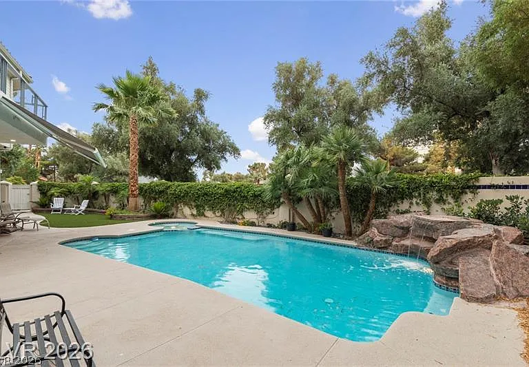 3160 Bel Air Dr — Photo 29