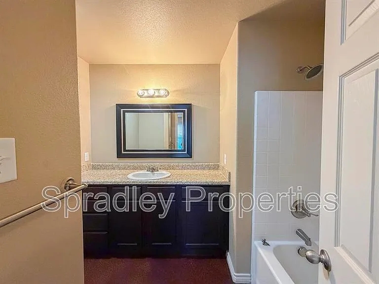 1514 Brady Way — Photo 14