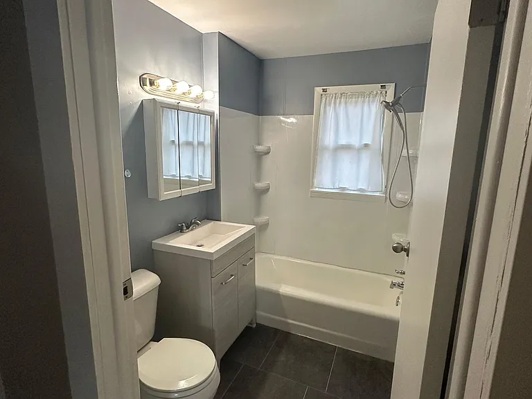 962 Lakeview Dr #1 — Photo 11