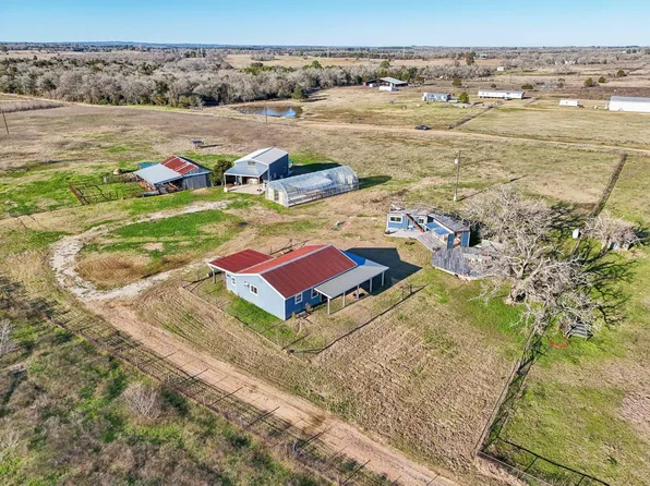 2200 Highway 21 E, Paige, TX 78659