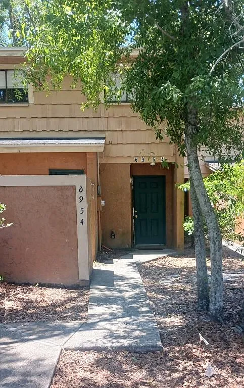 6954 Trout St — Photo 1