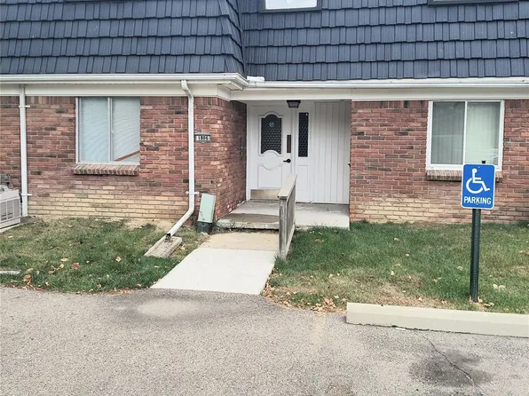 1806 Colonial Village Way APT 3, Waterford, MI 48328