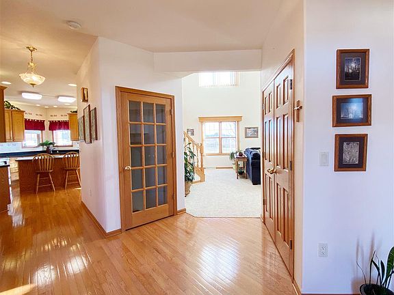 2nd image of 1205 Winchester Ave