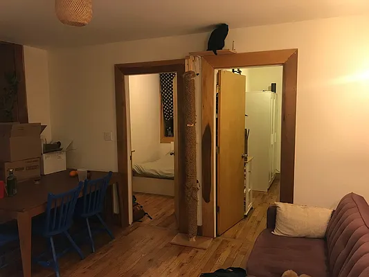 Rented by Hagstrom Management Inc | media 8