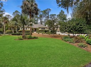 1 Hobnoy Ct, Hilton Head Island, SC 29928