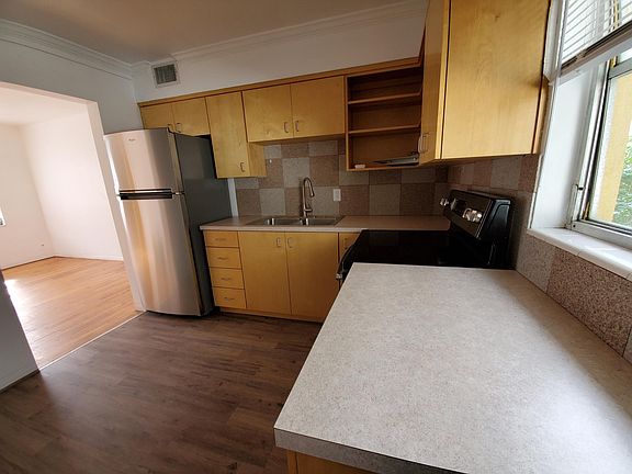 kitchen with new appliances